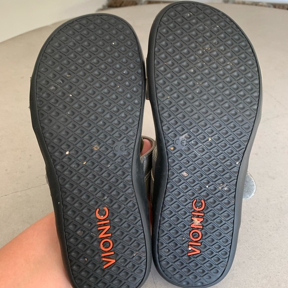 Vionic Silver Camila Sandal Orthopedic Summer Fall Metallic Retro Comfort - Picture 7 of 9